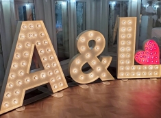 AL-Light-up-letters