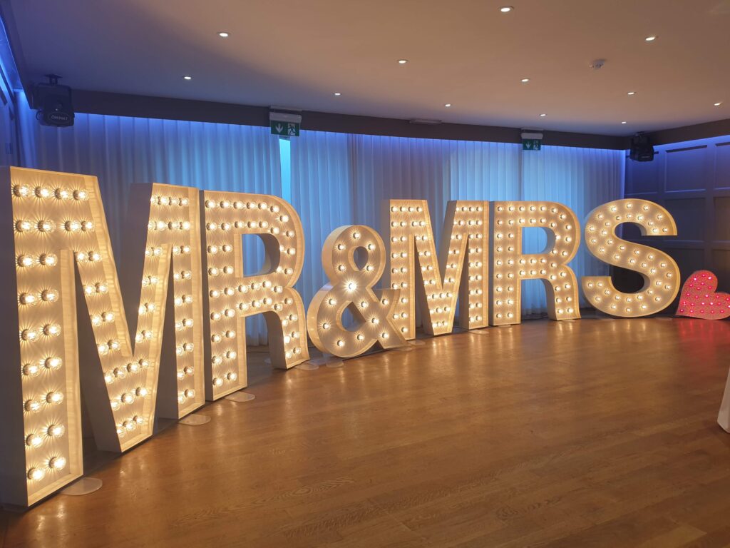 Hire 1.5m/5ft MR&MRS
